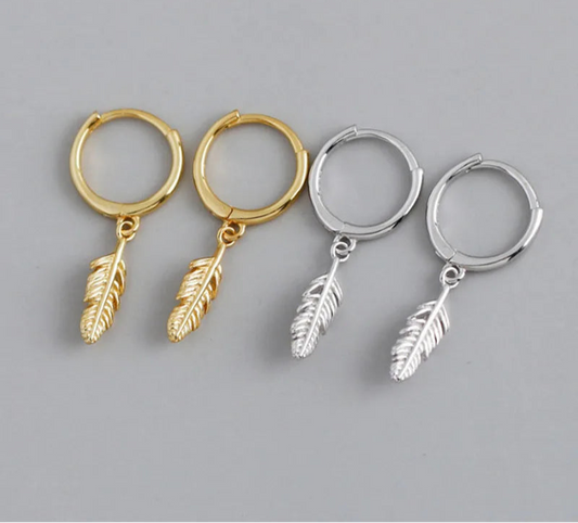 Earrings – Fashion Vintage Geometric Design Stud Earrings with a gold feather