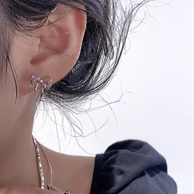 Zilveren Strik Roze Zirkonia Stud Oorbellen voor Vrouwen - Piercing, Bruiloft, Luxe Sieraden