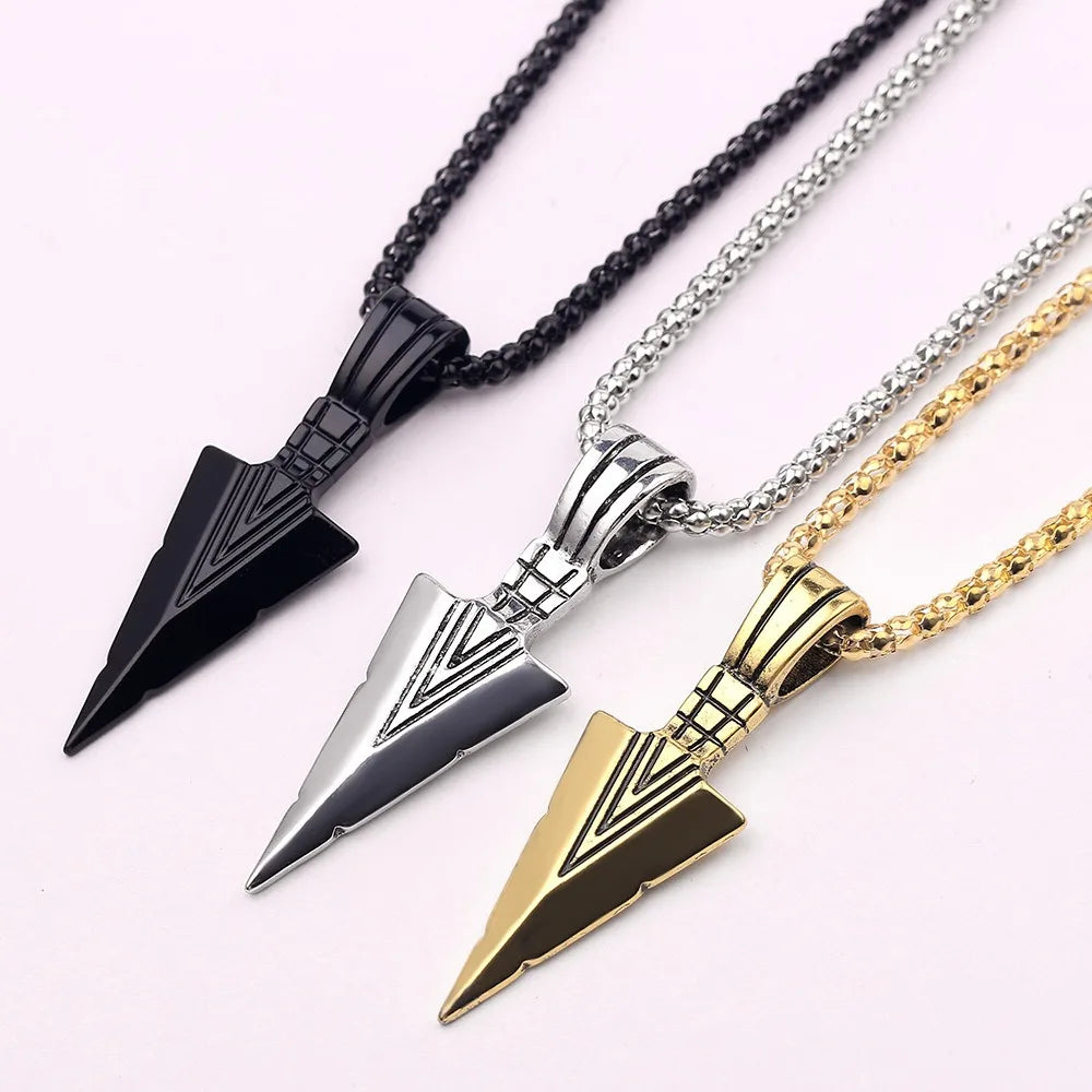 Trendy Triangular Spearhead Necklace – Unisex Arrow Pendant (Silver, Gold, Black)