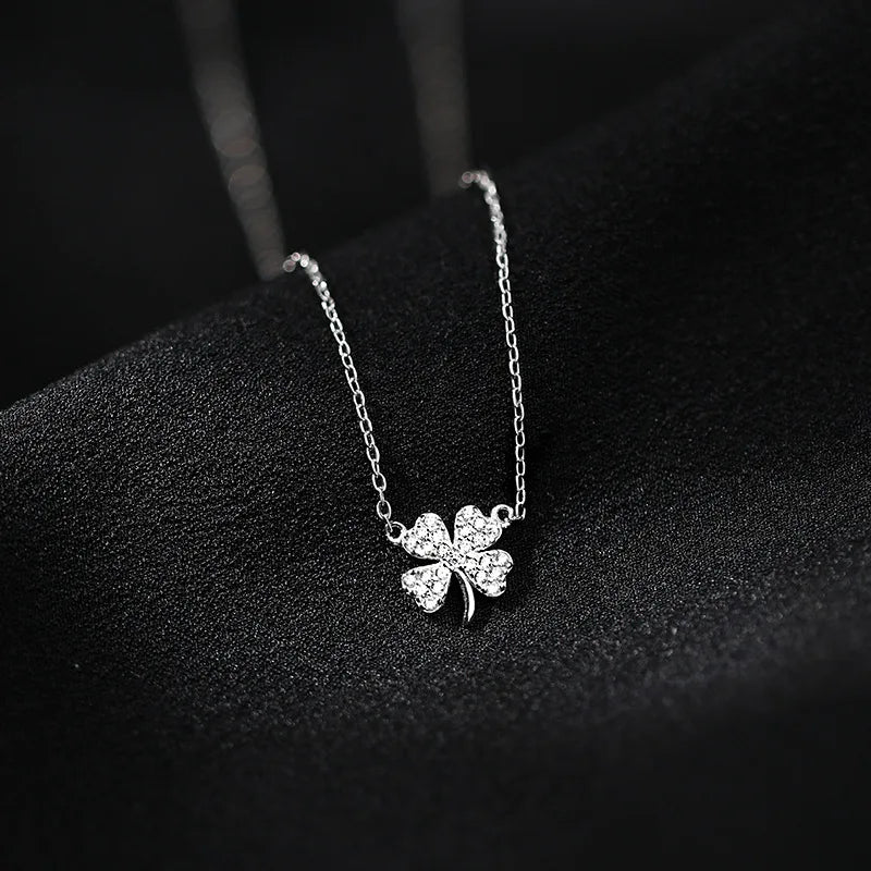 Silver Four-Leaf Clover Choker with Zirconia – Bringer of Luck