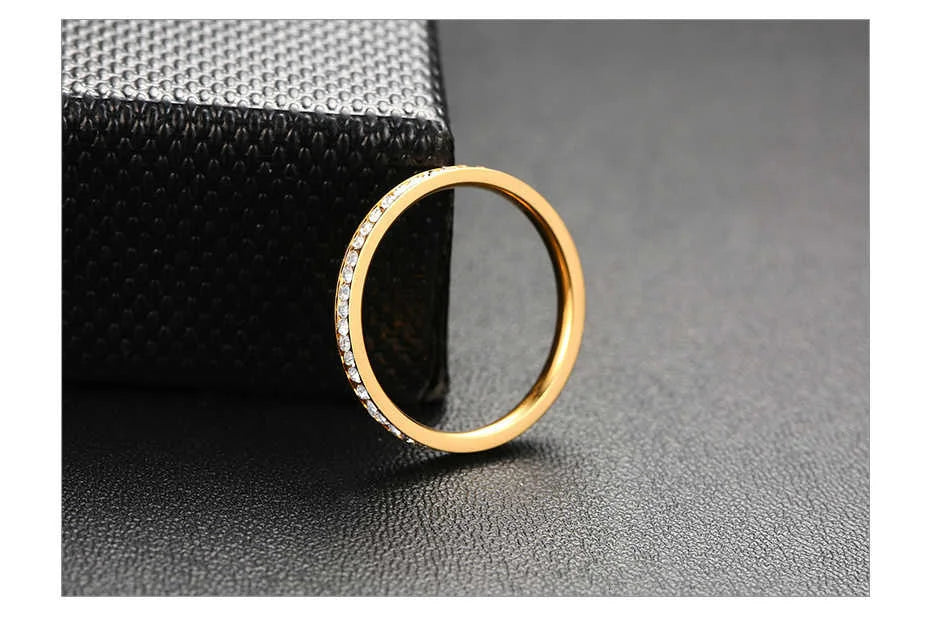 ✨ Vnox 2mm Gold-Colored Stainless Steel Ring with Bling Zircon – Elegant and Trendy 💎