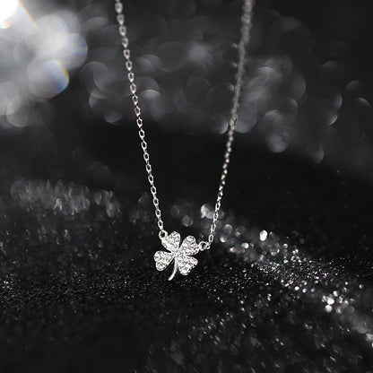 Silver Four-Leaf Clover Choker with Zirconia – Bringer of Luck