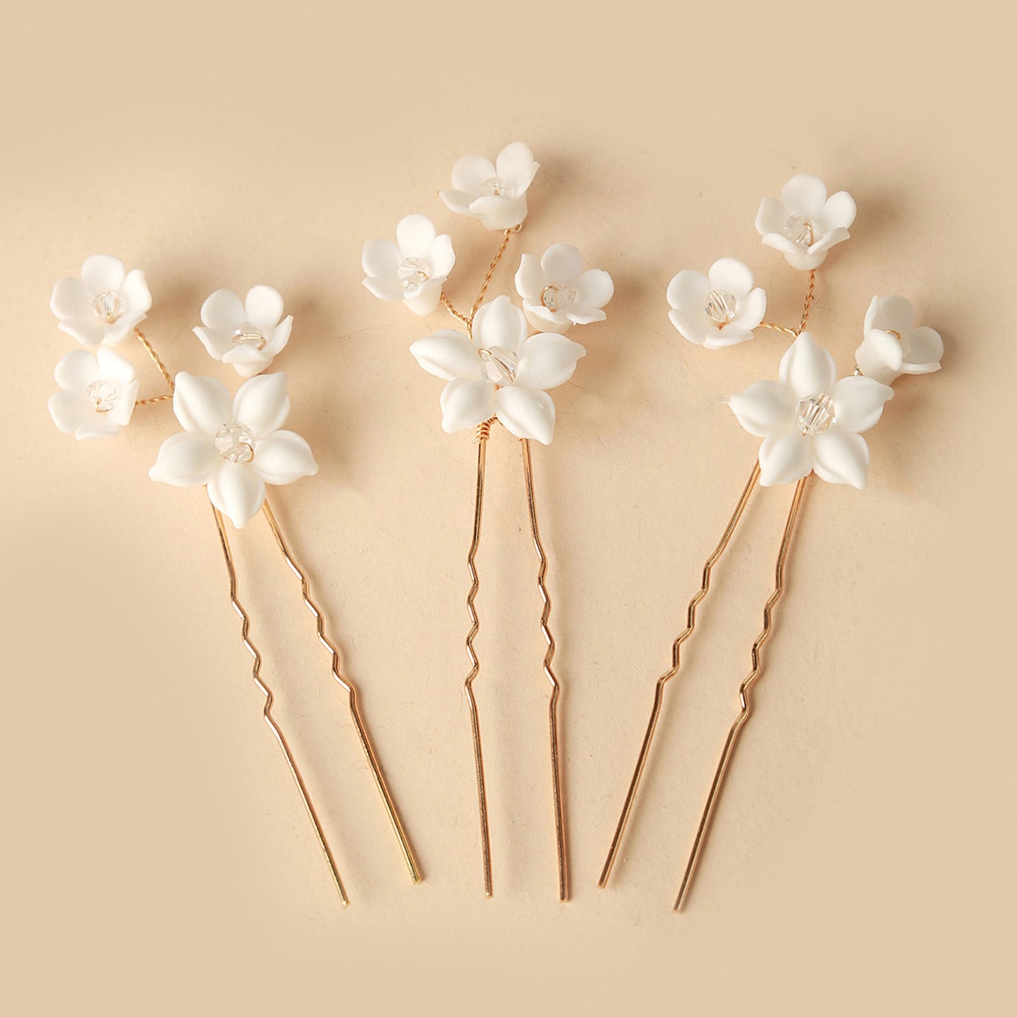 Eenvoudige U-vormige Haarpinnen – Bruids Hoofddeksel met Witte Porseleinen Bloemen – Elegante Haaraccessoires voor Bruiloften